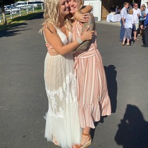 Dainty Hooligan maxi dress. 💗